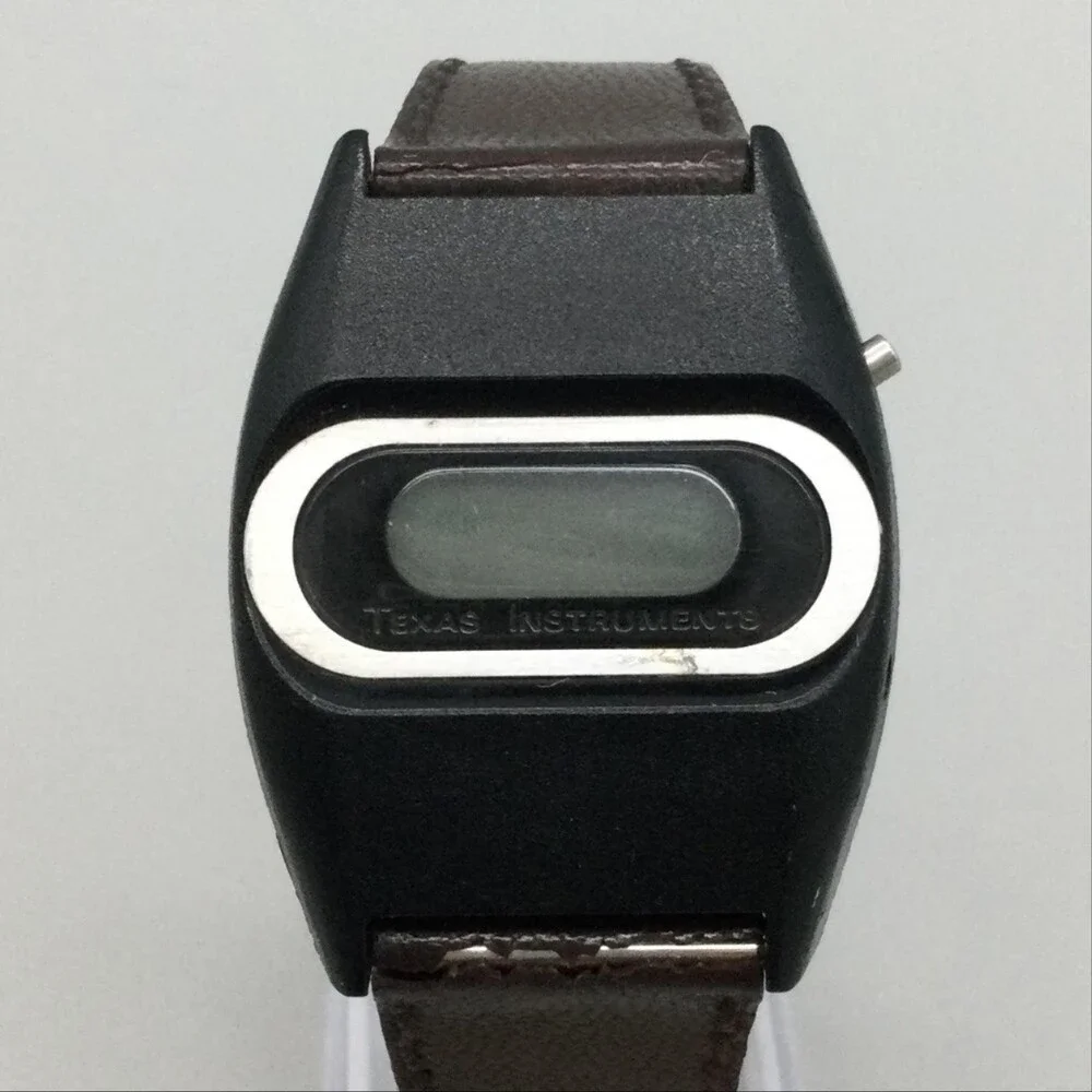 Vintage Texas Instruments Series 550 Mens Watch 33mm LCD NOT RUNNING FOR PARTS